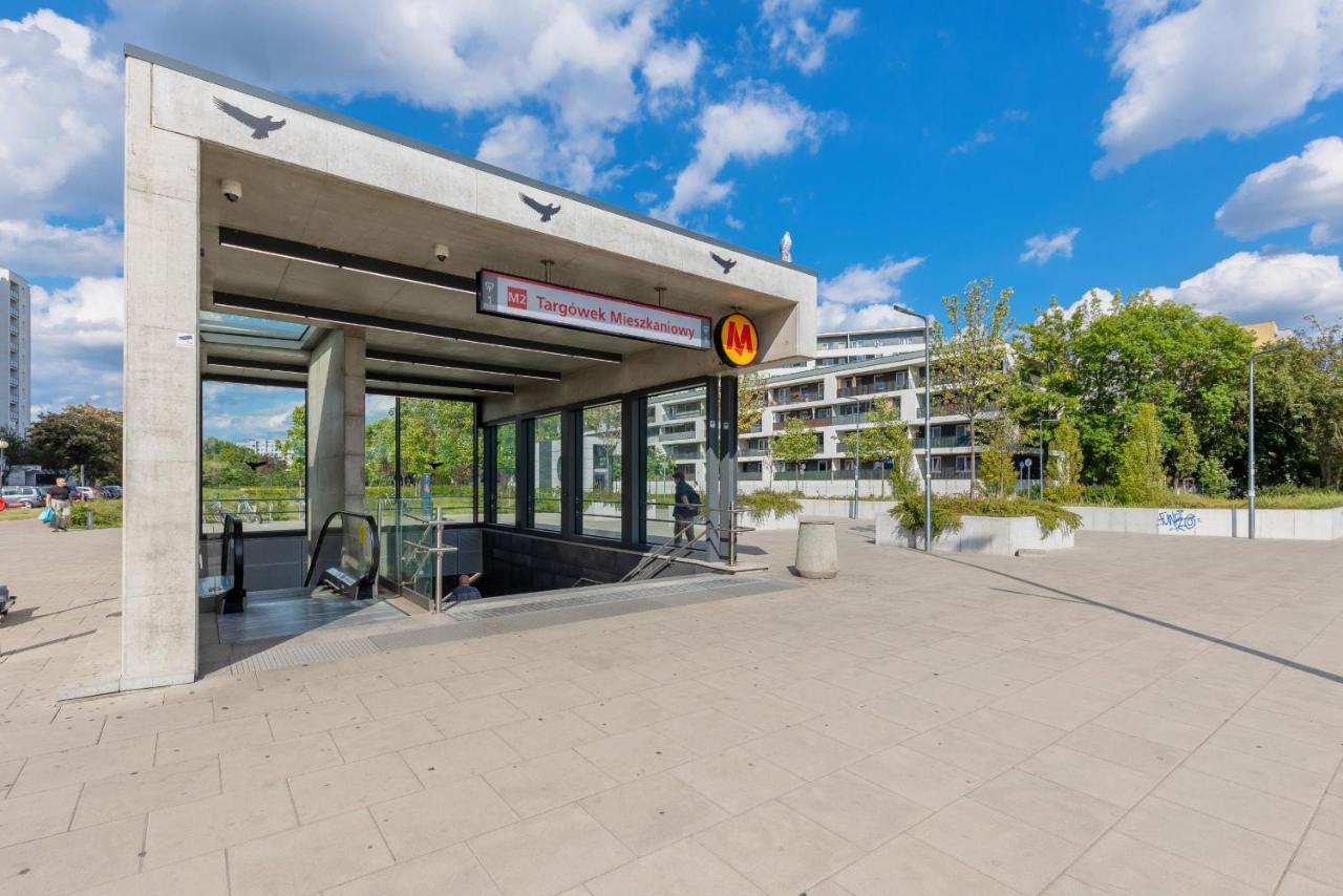 Metro Targowek Spacious Apartment With Parking By Noclegi Renters Варшава Екстериор снимка